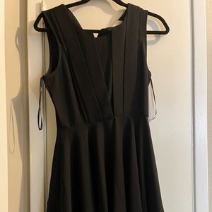 Forever 21 Crepe pleated sleeveless dress